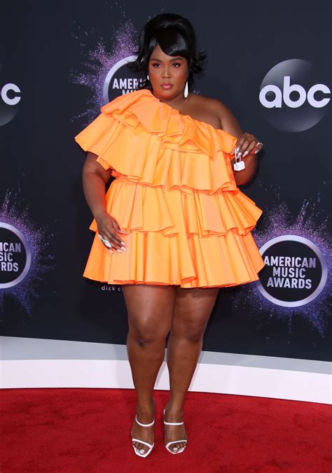 lizzo outfits photos.